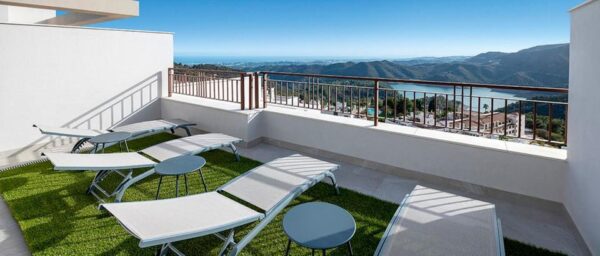 Haus / Reihenhaus / Wohnung /  Cerros de los lagos / Istan  / Costa del Sol