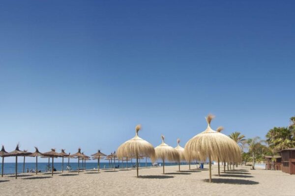 Ferienwohnung / Wohnung / Erdgeschosswohnung / El Paraíso / Benahavis / Costa del Sol