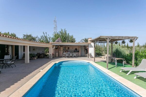 Haus  / Villa / Ferienhaus /  Mallorca / Sineu