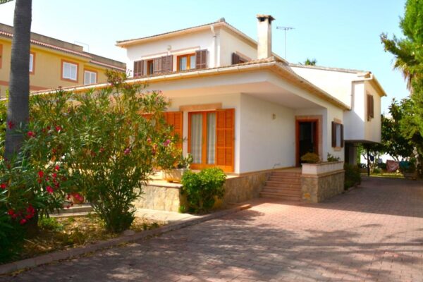 Haus / Ferienhaus/ Villa / Mallorca Nähe Playa de Muro