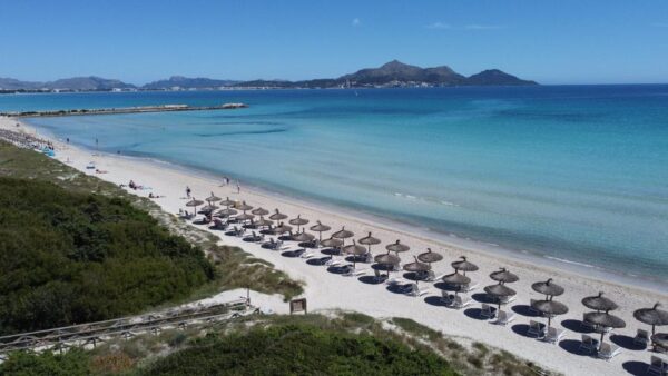 Haus / Ferienhaus / Villa /  Mallorca / Playa de Muro/ Meerblick/ Strandnah/ ETV. Ferienvermietung