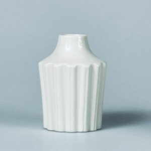 Vase SGRAFO MODERN klein Porzellan weiß Rillen 1950er