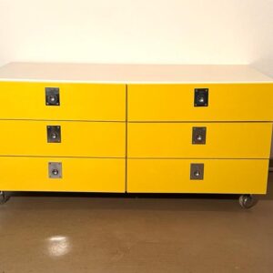 70er Lowboard/ Sideboard Gelb 6 Schübe, auf Chrom-Rollen